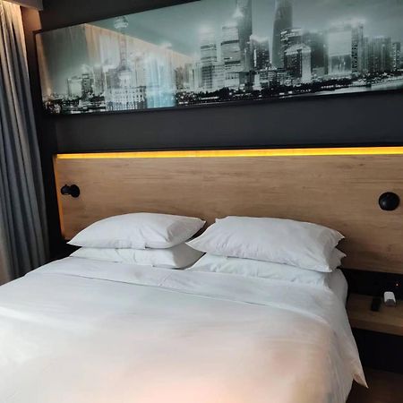 Park Inn By Radisson Shanghai Huanqiugang Buitenkant foto